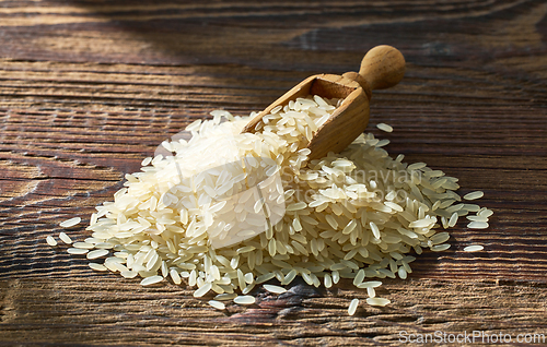 Image of pile of raw rice 
