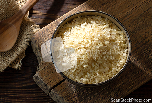 Image of bowl of raw rice