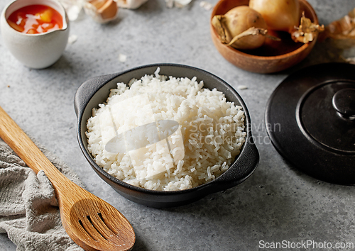 Image of bowl of boiled rice
