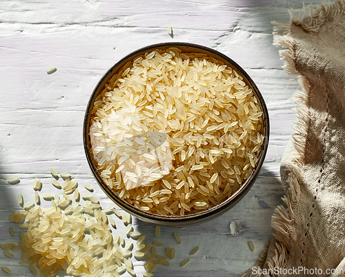 Image of bowl of raw rice