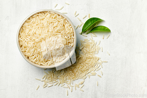 Image of bowl of raw rice
