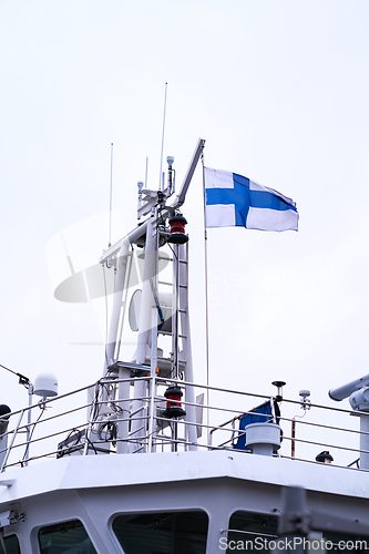 Image of Finnish flag on a ship