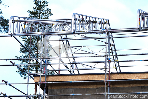 Image of Building a roof