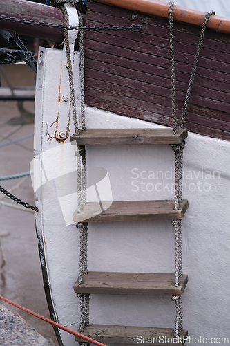 Image of Rope ladder