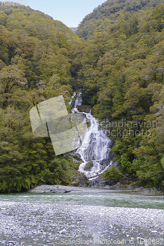 Image of waterfall near Aoraki