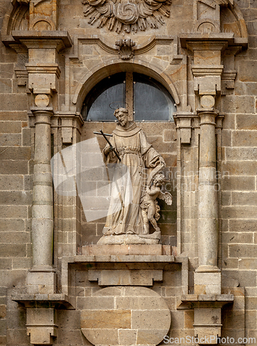 Image of Religious statue on a house in Santiago de Compostela
