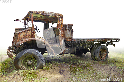 Image of rotten old truck