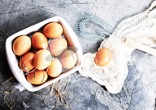 Image of raw eggs