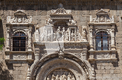 Image of Plateresque facade of Santa Cruz museum in Toledo