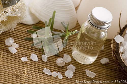 Image of aromatherapy items