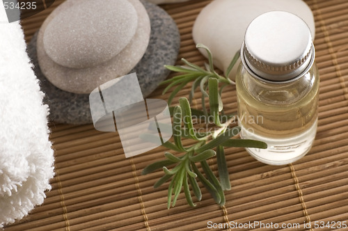 Image of aromatherapy items