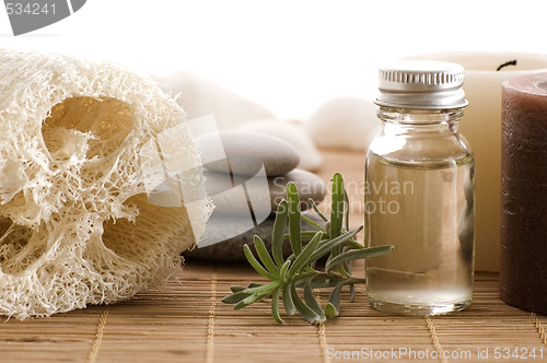 Image of aromatherapy items