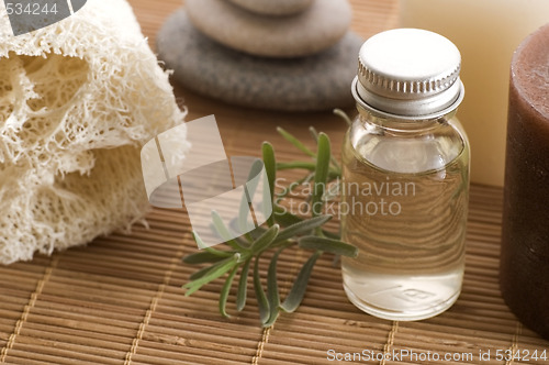 Image of aromatherapy items