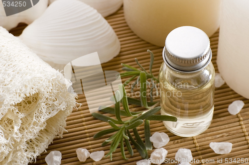 Image of aromatherapy items