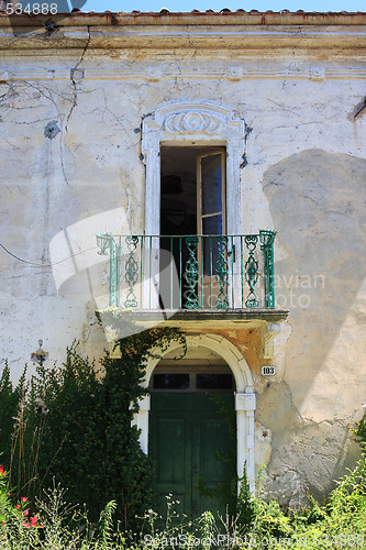 Image of rundown house