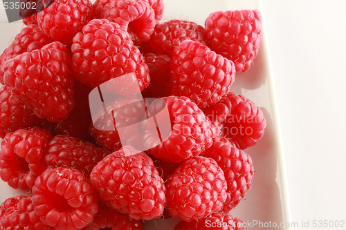 Image of bowl of raspberries