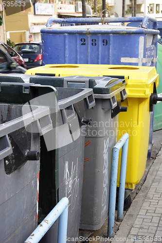 Image of refuse bins 