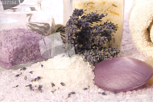 Image of lavender bath items. aromatherapy