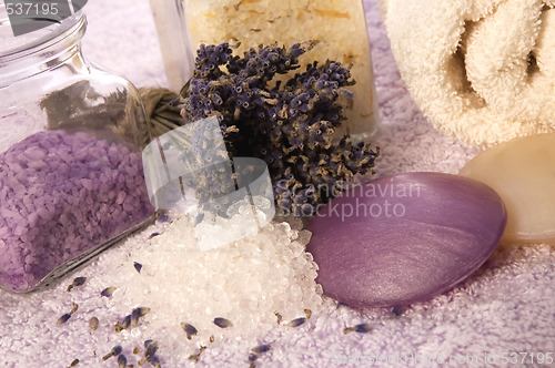 Image of lavender bath items. aromatherapy