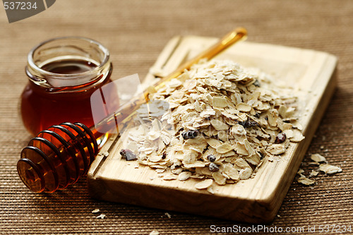 Image of oatmeal and honey