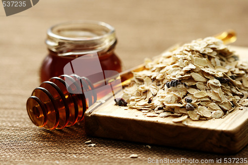 Image of oatmeal and honey