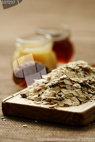 Image of oatmeal and honey