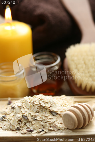 Image of oatmeal and honey