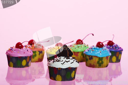 Image of Fancy Cupcakes on Pink