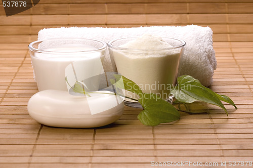 Image of milk bath. white spa
