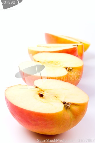 Image of apples halves