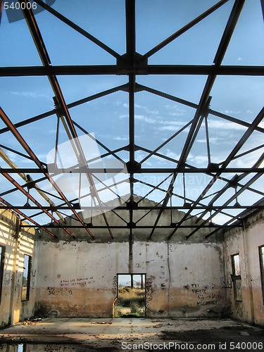 Image of Metallic roof structure