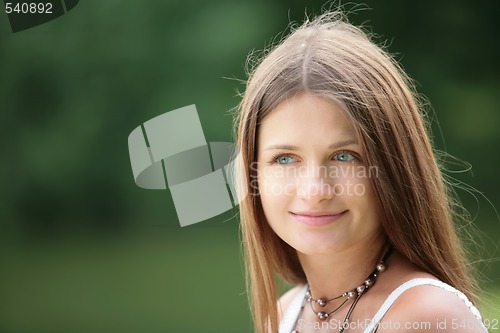 Image of portrait of the green-eyed girl