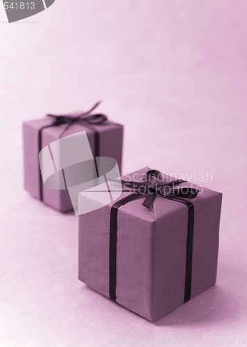 Image of two gift boxes