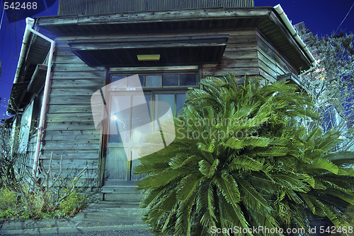 Image of abandoned house