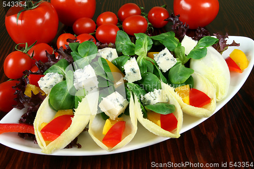 Image of Vegetable salad and roquefort 