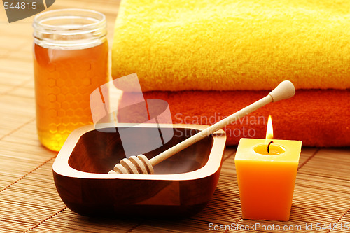 Image of honey spa