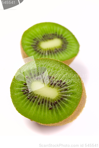 Image of kiwi halves