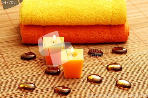 Image of towels and candle