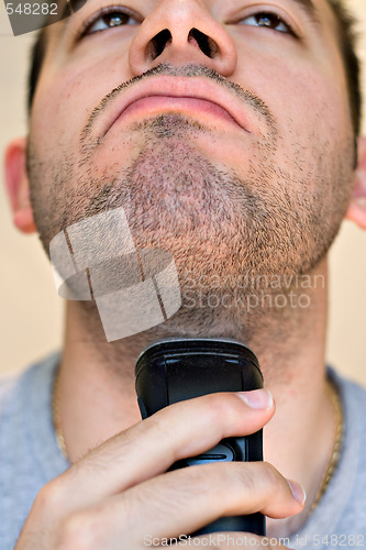 Image of Man Shaving