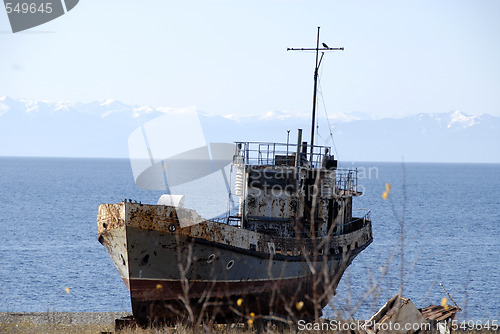 Image of Ship - Bakal lake