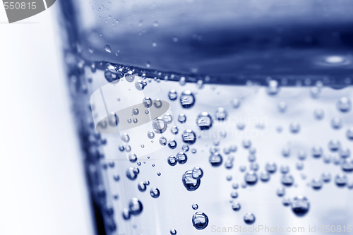 Image of water bubbles