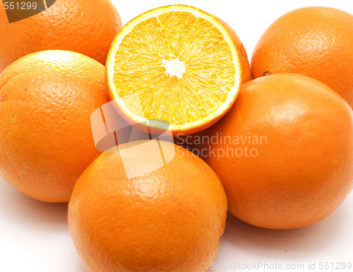 Image of ripe oranges