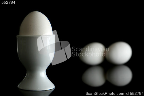Image of Egg on black 