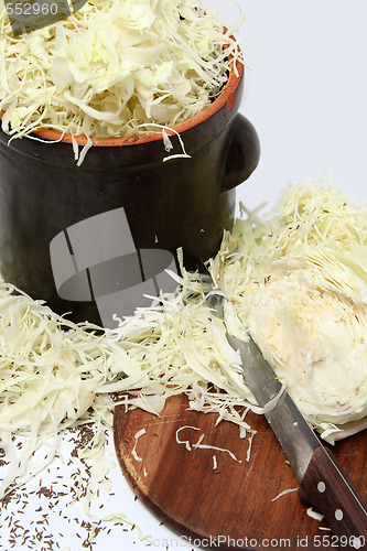 Image of Preparing sauerkrout