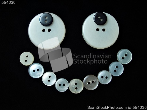 Image of buttons smile 3