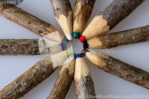 Image of colored crayons