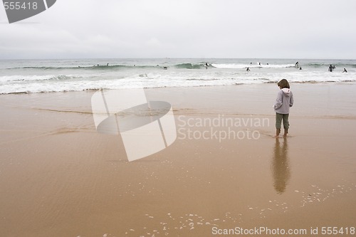 Image of girl and ocean