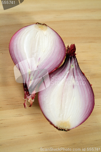 Image of Red Onion Halves