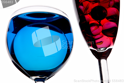 Image of two wineglasses