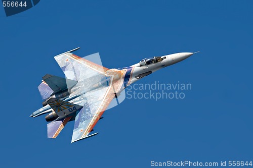 Image of fighter jet Su-27